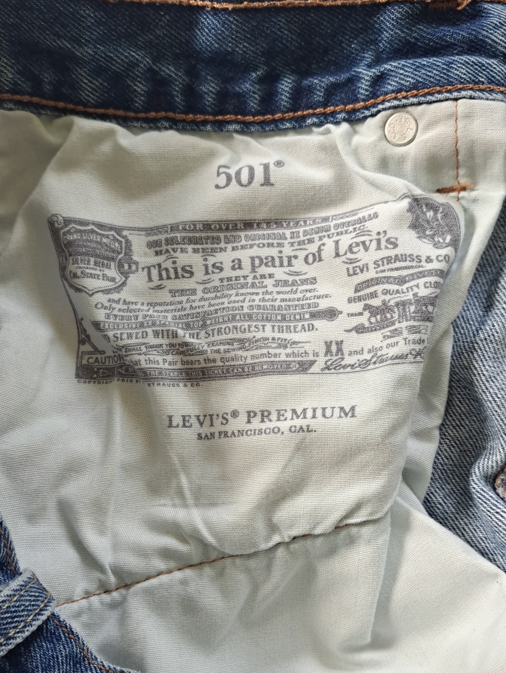 Levi's Premium 501 Crop Stonewash Womens Jeans Size 30x26 - Picture 11 of 13